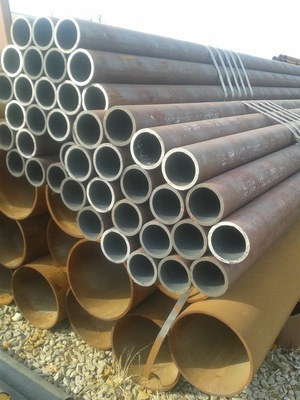 無(wú)縫管廠家常年現(xiàn)貨供應(yīng)20#碳素?zé)o縫鋼管，規(guī)格齊全，品質(zhì)保證